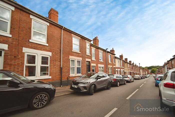 3 Bedroom End Of Terrace House For Sale In Peach Street, Derby, DE22