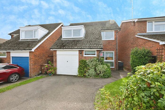 4 Bedroom Detached House For Sale In Wheatsheaf Drive, Ware, SG12