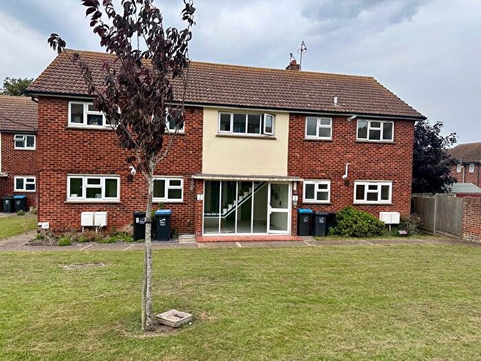 1 Bedroom Apartment For Sale In Airedale Close, Margate, CT9