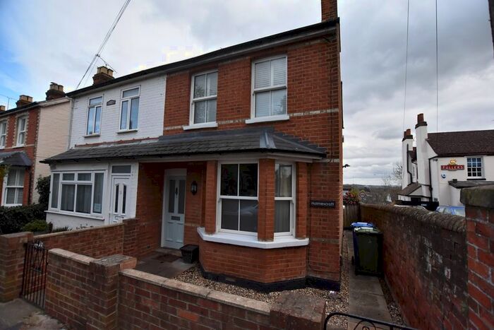 3 Bedroom End Of Terrace House To Rent In Terrace Road North, Binfield, RG42