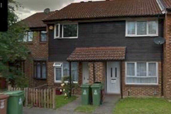 2 Bedroom Property To Rent In Bernal Close, London, SE28