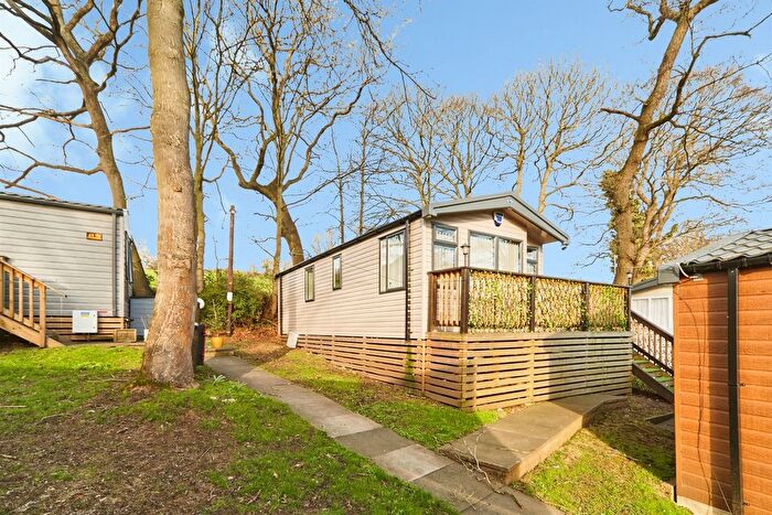 2 Bedroom Park Home For Sale In Mill Lane, Hawksworth, Leeds, LS20