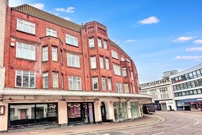 4 Bedroom Flat To Rent In Bournemouth, BH1