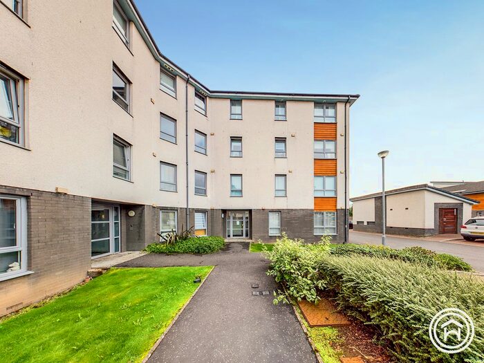 2 Bedroom Flat For Sale In Kenley Road, Renfrewshire, PA4