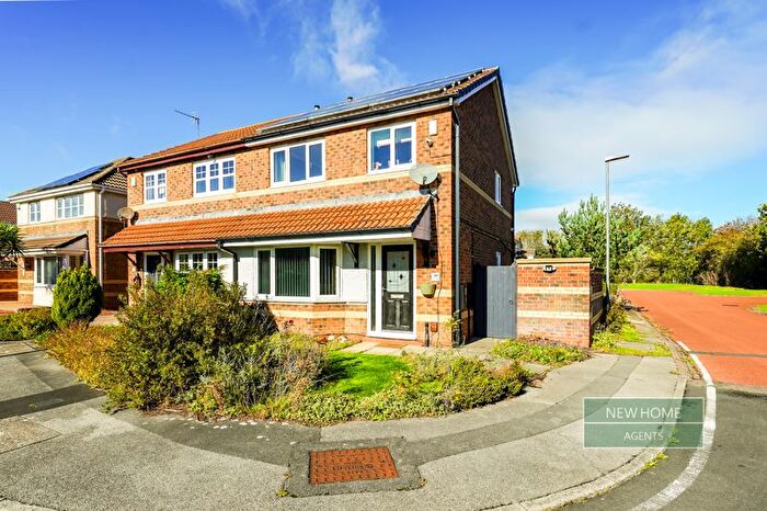3 Bedroom Semi-Detached House For Sale In John Howe Gardens, Hartlepool, TS24