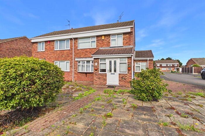 3 Bedroom Semi-Detached House For Sale In Tay Close, Stenson Fields, Derby, DE24