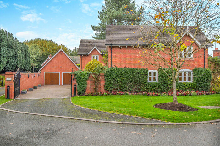 4 Bedroom Detached House For Sale In Orchard Lane Wolseley Bridge Stafford, Staffordshire, ST17