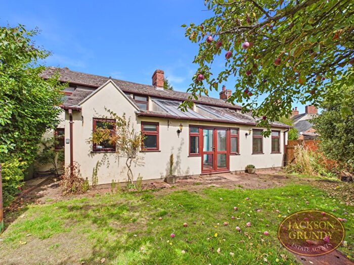 3 Bedroom Detached House For Sale In Church Street, Nether Heyford, NN7