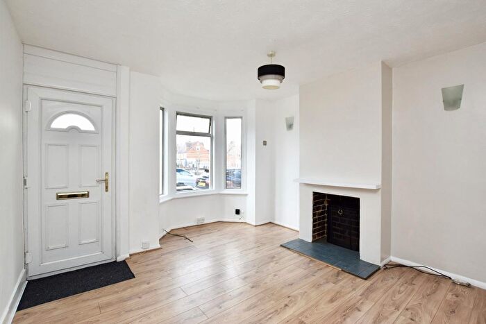 3 Bedroom Terraced House To Rent In Cranbury Road, Reading, RG30
