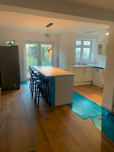 3 Bedroom Semi-Detached House To Rent In Mile Lane, Coventry, West Midlands, CV3