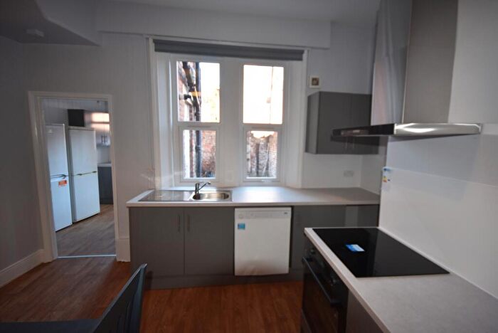 5 Bedroom End Of Terrace House To Rent In Salisbury Gardens, Jesmond Vale, NE2