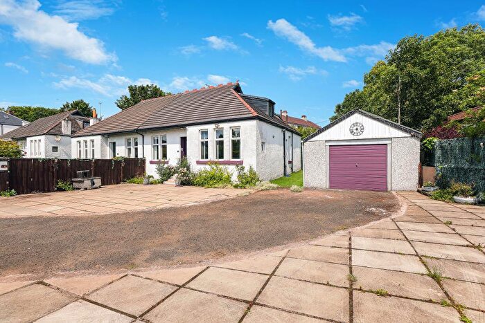 5 Bedroom Semi-Detached Bungalow For Sale In Riddrie Crescent, Riddrie, G33