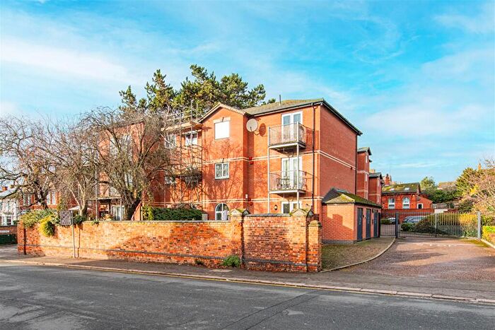 3 Bedroom Apartment For Sale In Midland Road, Wellingborough, NN8