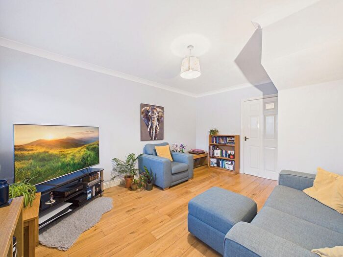 3 Bedroom Semi Detached House For Sale In Sanderson Villas, St James Village, Gateshead, NE8