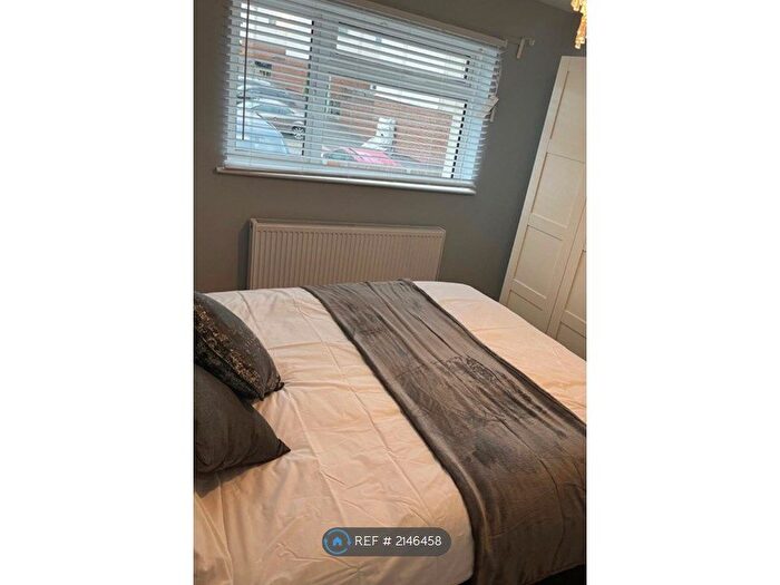 3 Bedroom Terraced House To Rent In Starling Place, Watford, WD25