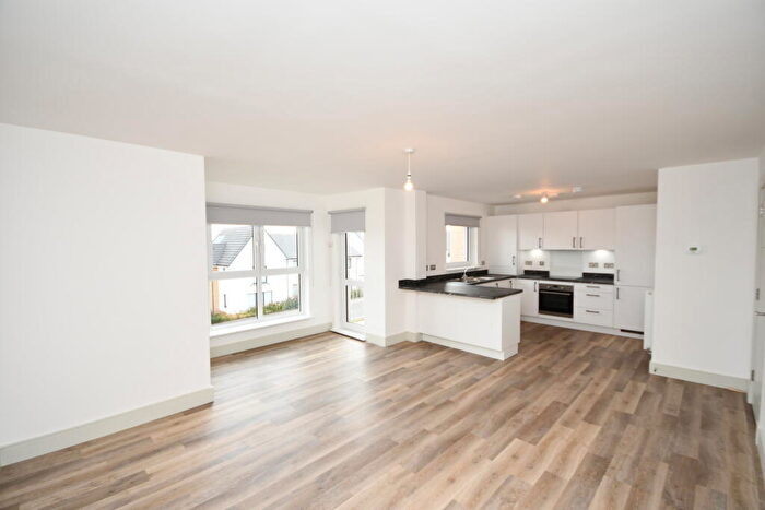 2 Bedroom Flat To Rent In Dunain Square, Inverness, IV3