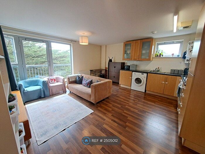 2 Bedroom Flat To Rent In Margaret Mcmillan House, London, E16