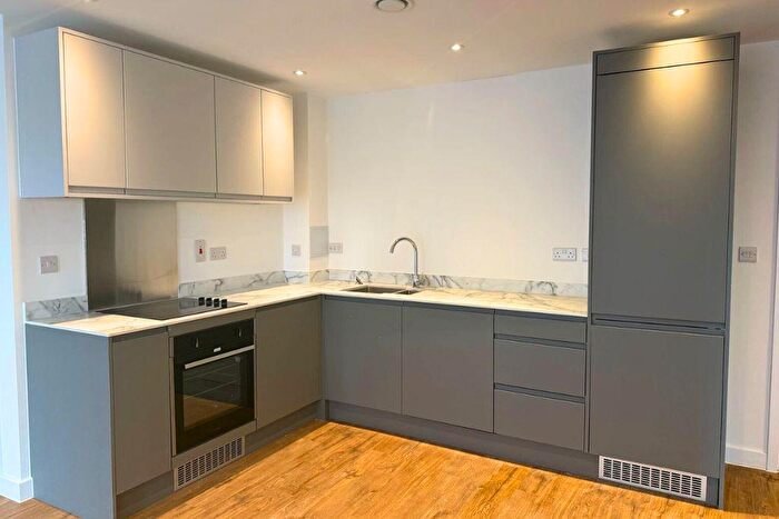 1 Bedroom Apartment For Sale In Phoenix, Saxton Lane, Leeds, LS9