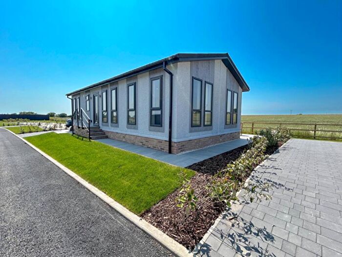 2 Bedroom Lodge For Sale In St Osyth, Essex, CO16