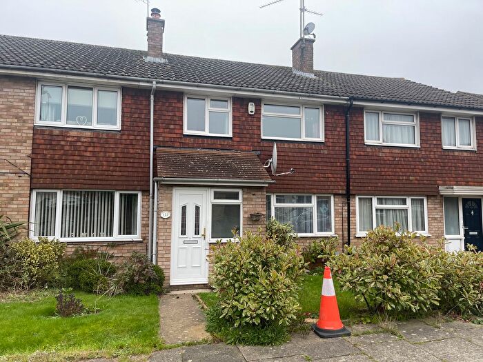 3 Bedroom Terraced House To Rent In Holgate Drive, Luton, Beds, LU4