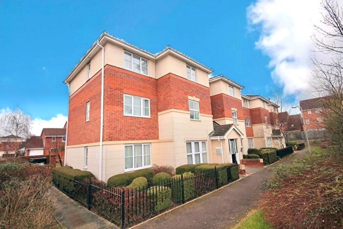 2 Bedroom Flat To Rent In Gillespie Close, MK42