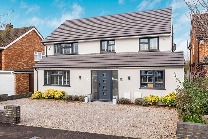 5 Bedroom Terraced House For Sale In Blake Close, St. Albans, AL1