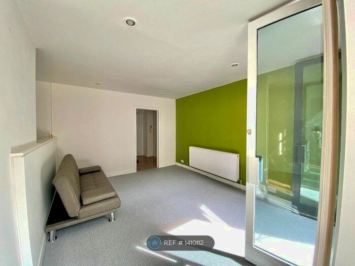 1 Bedroom Flat To Rent In Preston Street, Liverpool, L1