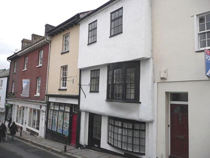 2 Bedroom Terraced House To Rent In West Street, Exeter, EX1