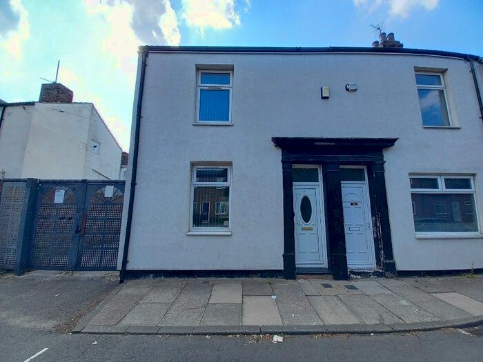 2 Bedroom End Of Terrace House To Rent In Corporation Street, Stockton-On-Tees, TS18