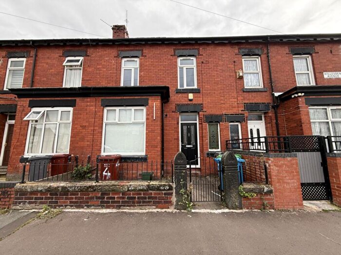 5 Bedroom Property To Rent In Willesden Avenue, Victoria Park, £pppw, M13