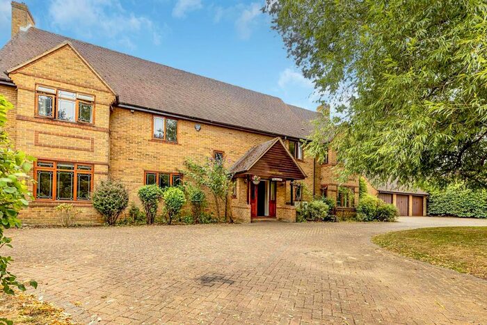 6 Bedroom Detached House To Rent In Fortescue Drive, Shenley Church End, Milton Keynes, MK5