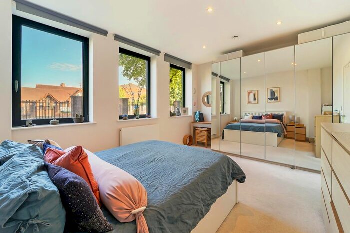 1 Bedroom Flat For Sale In John Busch House, London Road, Isleworth, TW7