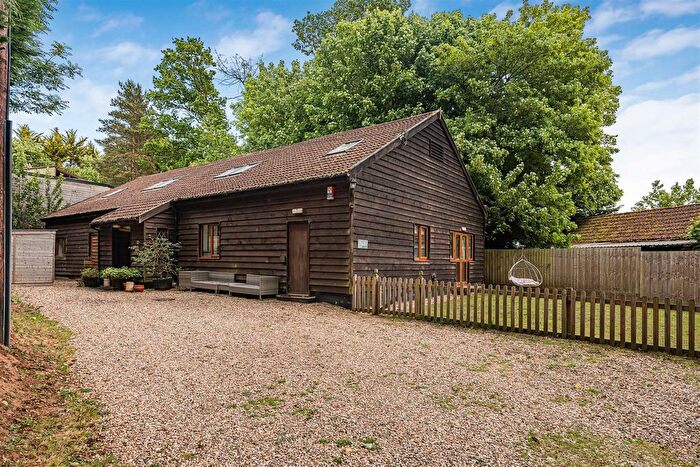 3 Bedroom Property For Sale In Nr Kentisbeare, Cullompton, EX15