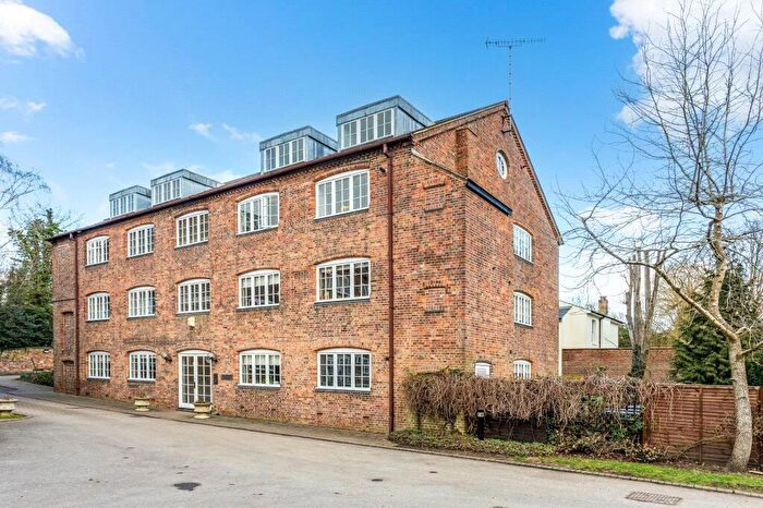 2 Bedroom Apartment To Rent In Salisbury House, Abbey Mill Lane, St. Albans, Hertfordshire, AL3