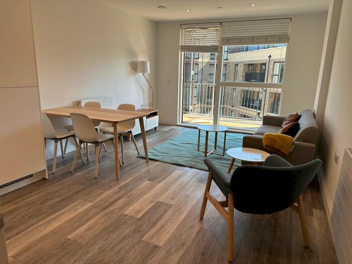 1 Bedroom Flat To Rent In Scena Way, London, SE5