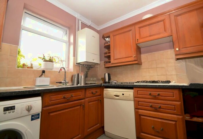 6 Bedroom Terraced House To Rent In Benares Road, London, SE18
