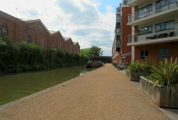 2 Bedroom Flat To Rent In Lonsdale, Wolverton, Milton Keynes, MK12