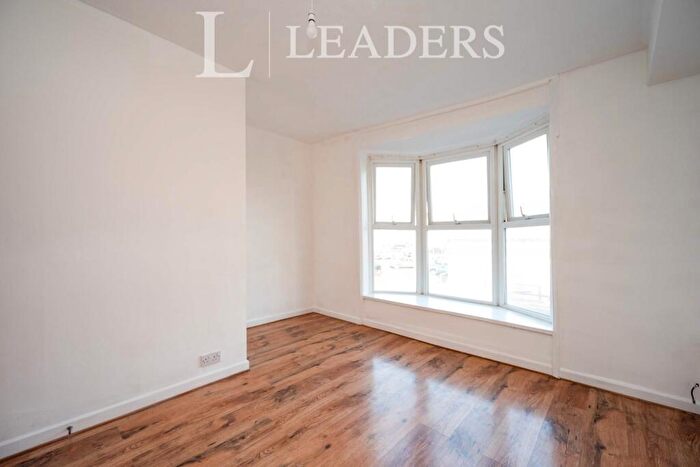 2 Bedroom Flat To Rent In Arundel Street, Portsmouth, PO1