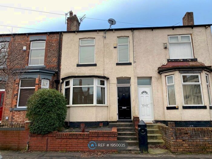 3 Bedroom Terraced House To Rent In Windsor Street, Newton Heath, Manchester, M40