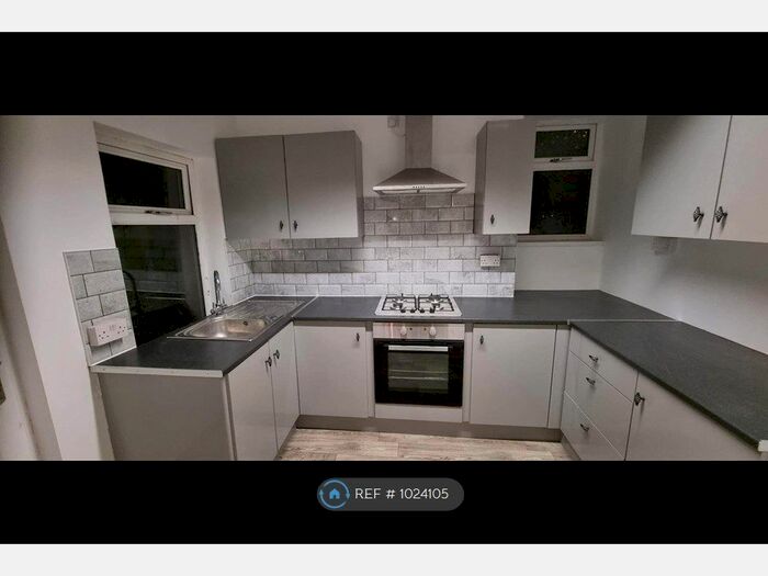 2 Bedroom Terraced House To Rent In Queen Victoria Street, Tredegar, NP22