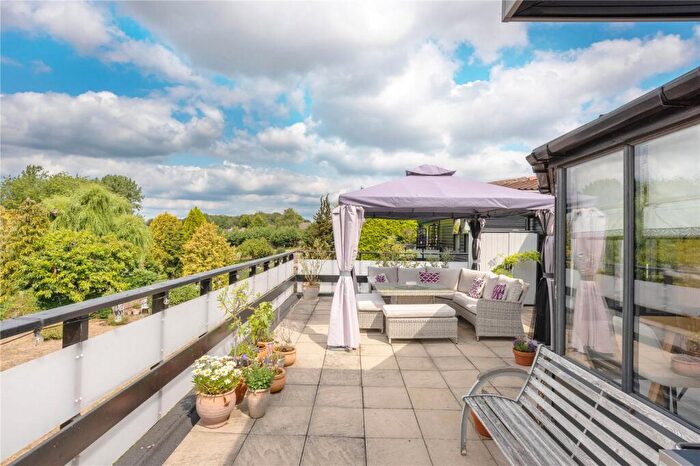 2 Bedroom Flat For Sale In Fornham St. Martin, Suffolk, IP28