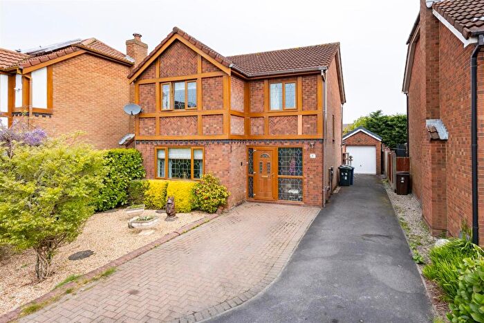 4 Bedroom Detached House For Sale In Pardoe Close, Hesketh Bank, Preston, PR4