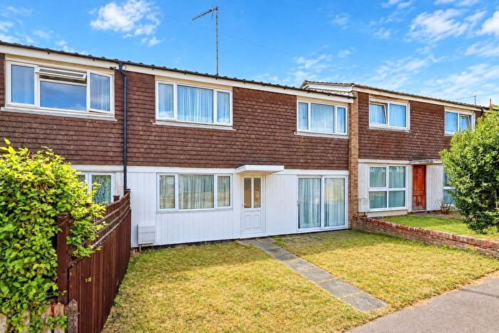 3 Bedroom Terraced House For Sale In Forgetts Road, Lane End, High Wycombe, Buckinghamshire, HP14