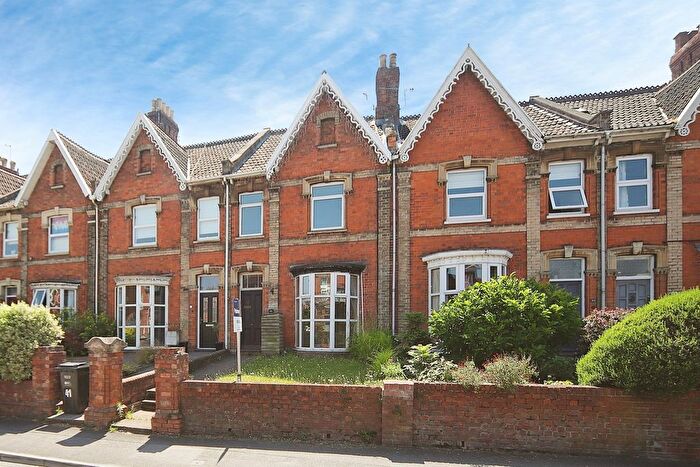3 Bedroom Terraced House For Sale In North Street, Bridgwater, Somerset, TA6