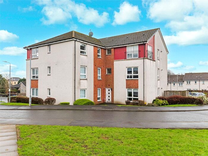 2 Bedroom Flat For Sale In Antonine Gate, Duntocher, Clydebank, West Dunbartonshire, G81