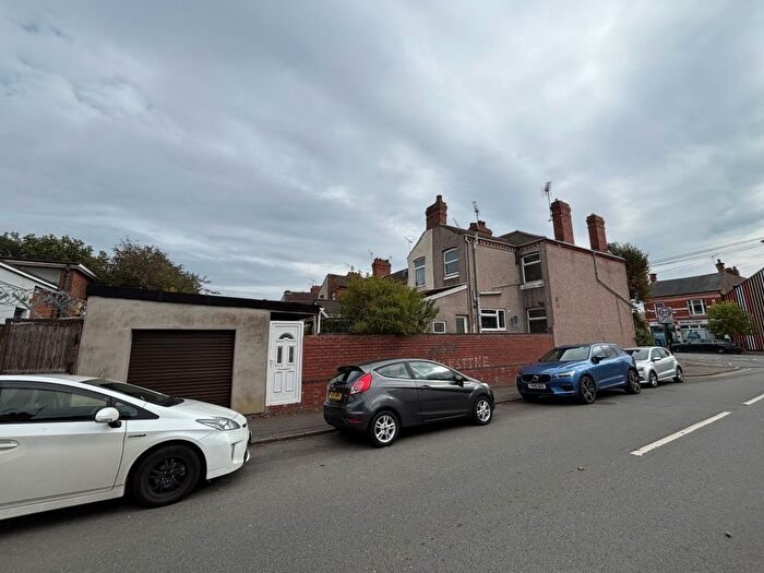 2 Bedroom End Of Terrace House For Sale In Broad Street, Coventry, West Midlands, CV6