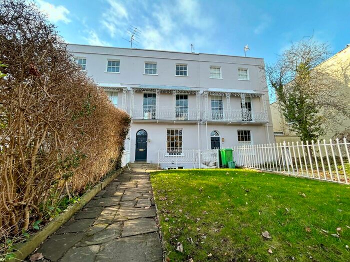 1 Bedroom Flat To Rent In London Road, Cheltenham, GL52