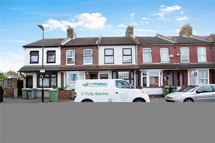 2 Bedroom Terraced House For Sale In Falcon Street, London, E13