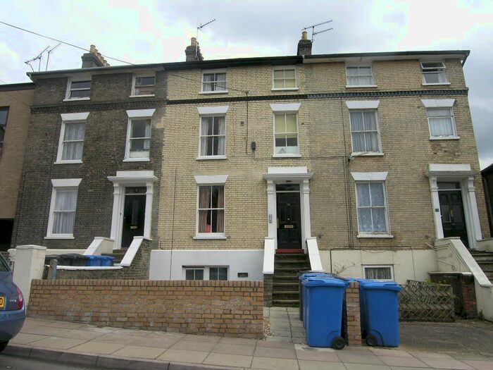 1 Bedroom Flat To Rent In Burlington Road, Ipswich, IP1