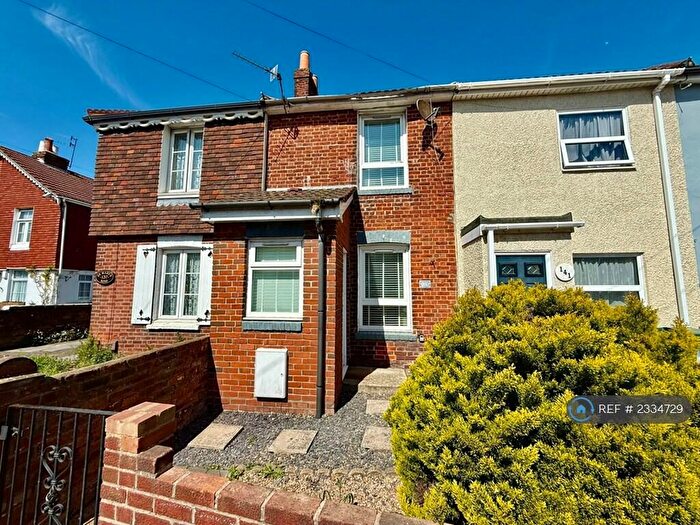 2 Bedroom End Of Terrace House To Rent In St. Marys Road, Portsmouth, PO1